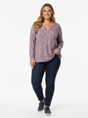Penningtons Lavender Floral V-Neck Long Sleeve Textured Top Size 3X